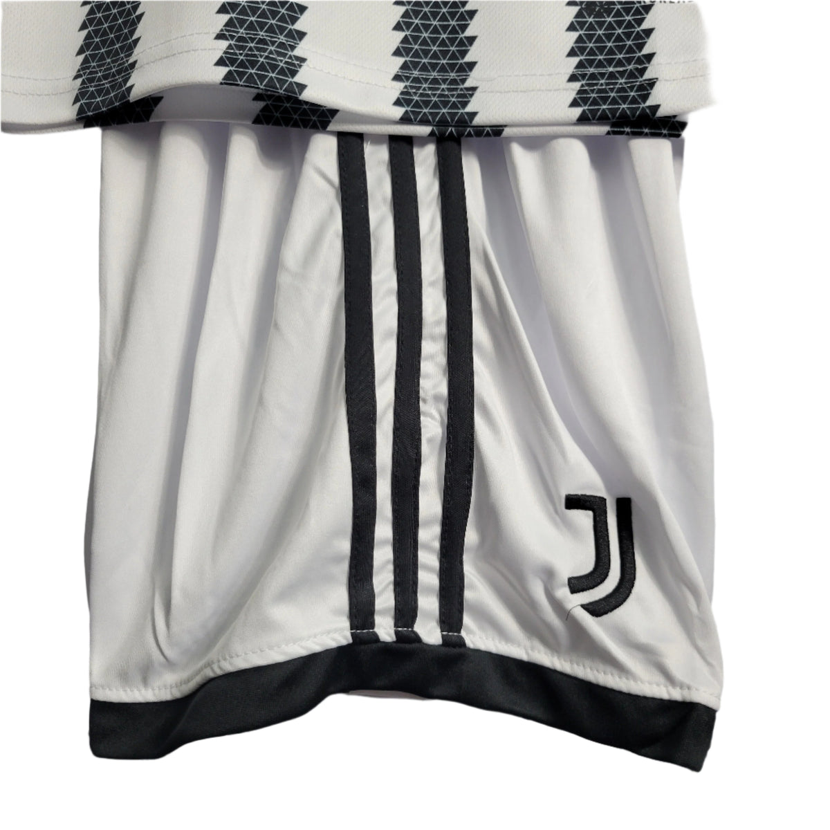 Kit - Juventus Domicile 22/23 - Détail