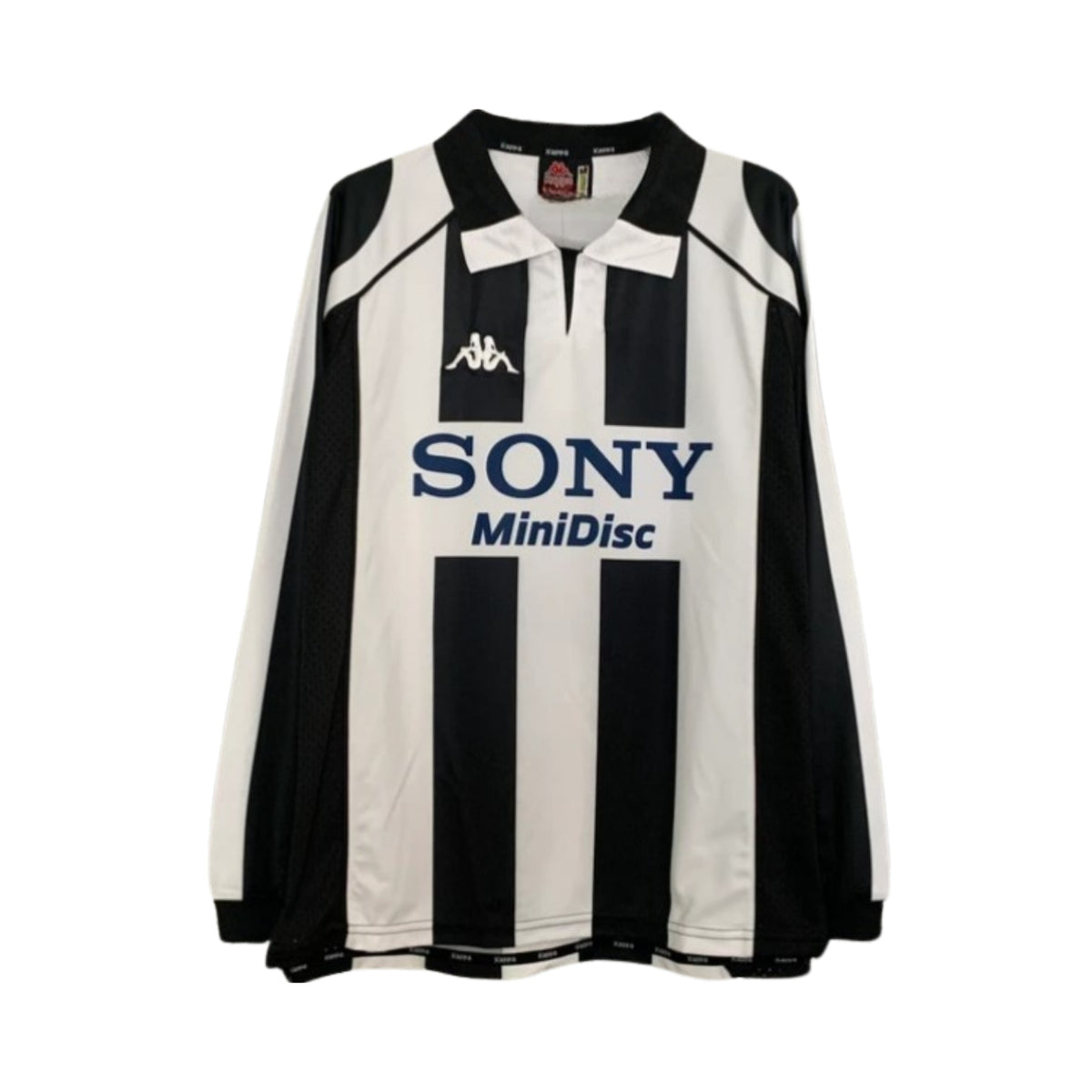 Juventus Home 97/98 - Front view