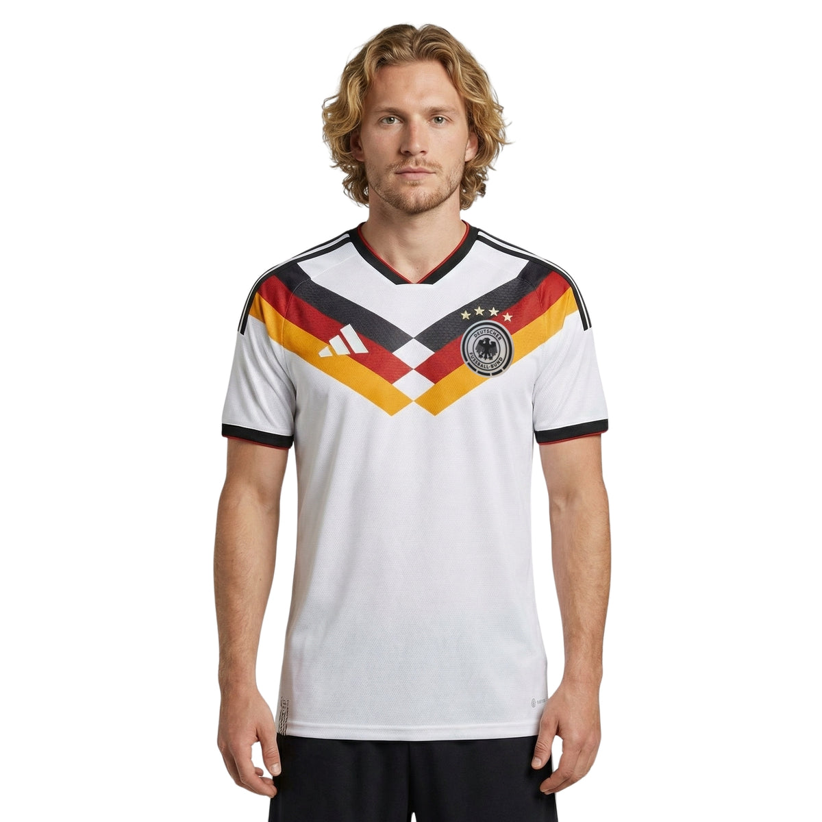Maillot Allemagne domicile 26/27 porté de face